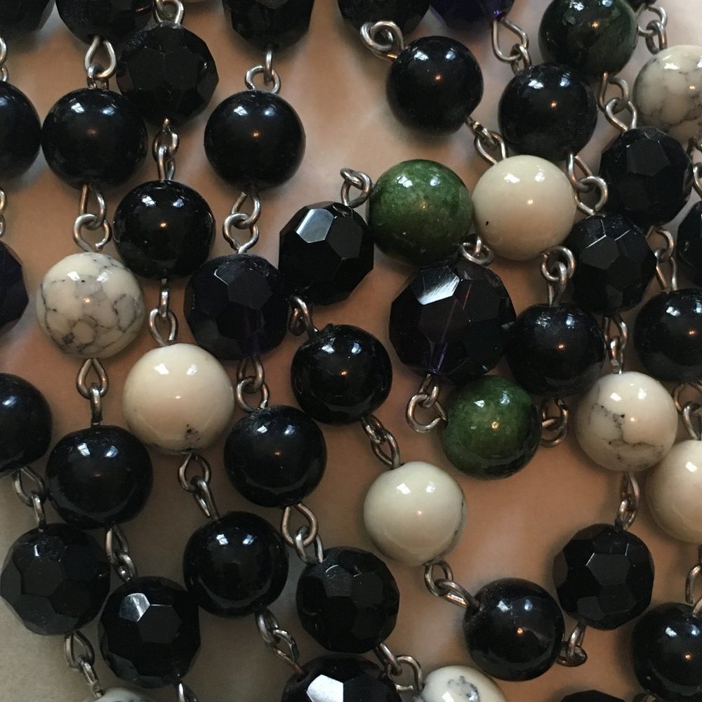 Long String of Mixed Glass and Stone Beads - Picture 5 of 8